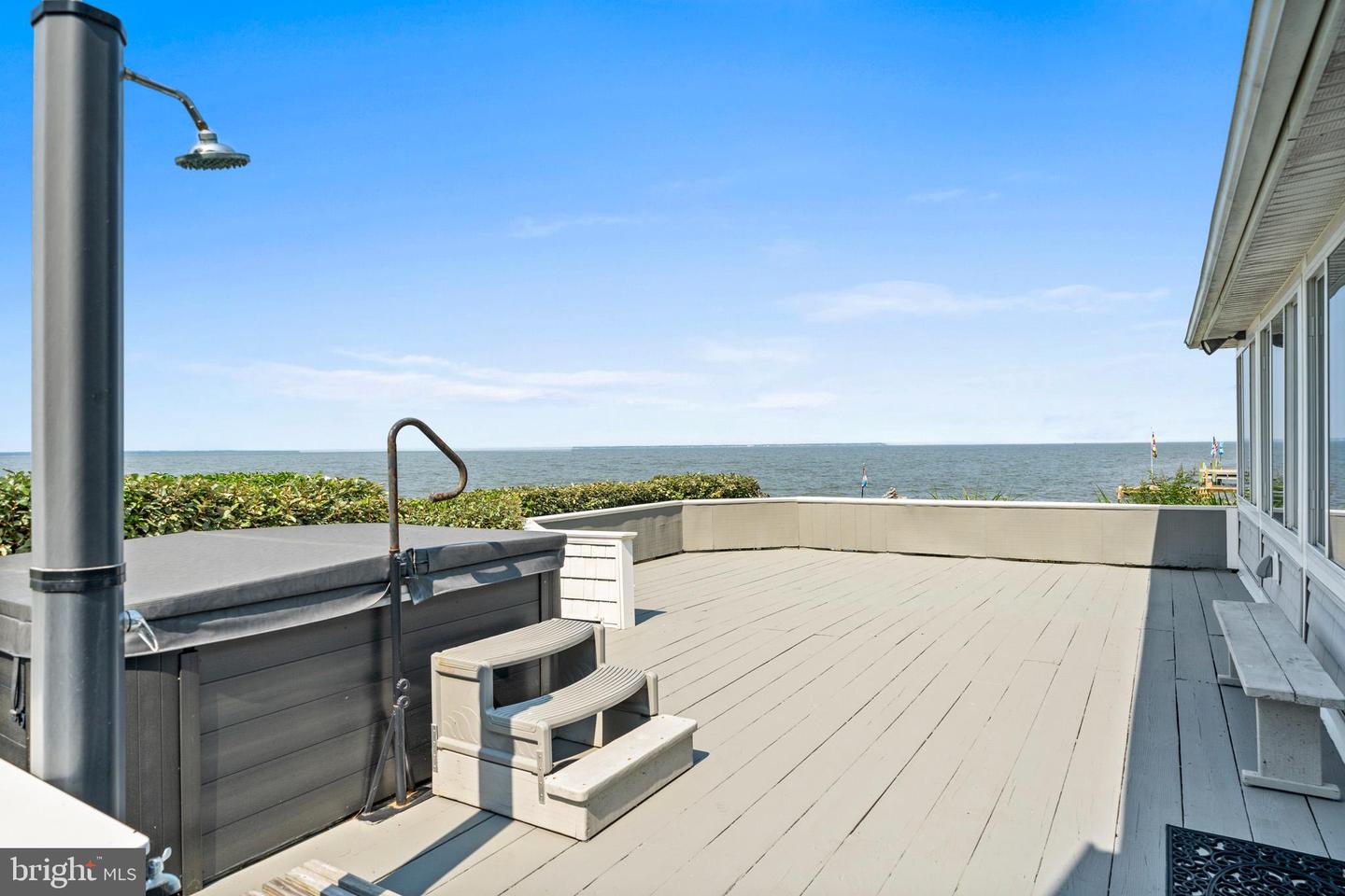 Cobb Island, Maryland, 20625, United States, 6 Bedrooms Bedrooms, ,6 BathroomsBathrooms,Residential,Contingent,1849506
