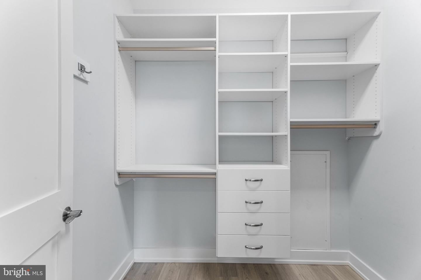 Ocean City, Maryland, 21842, United States, 4 Bedrooms Bedrooms, ,6 BathroomsBathrooms,Residential,Active,1972177