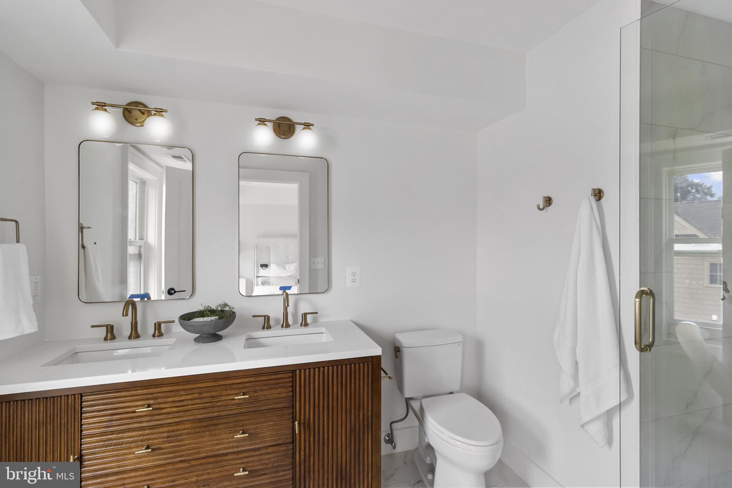 Arlington, Virginia, 22201, United States, 4 Bedrooms Bedrooms, ,5 BathroomsBathrooms,Residential,Active,1943821