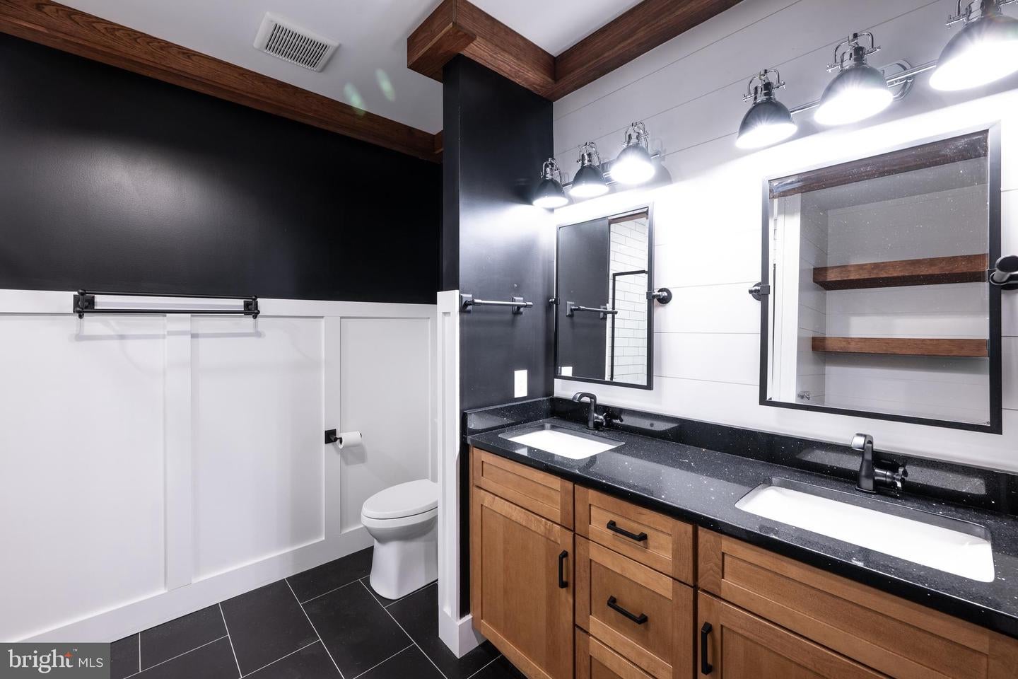 Kutztown, Pennsylvania, 19530, United States, 6 Bedrooms Bedrooms, ,5 BathroomsBathrooms,Residential,Active,1968418