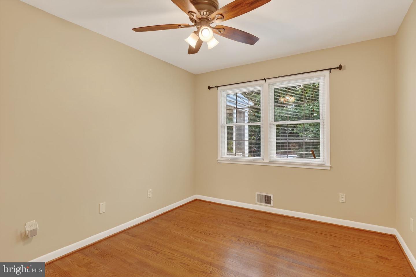 Falls Church, Virginia, 22043, United States, 4 Bedrooms Bedrooms, ,3 BathroomsBathrooms,Residential,Active,2045048