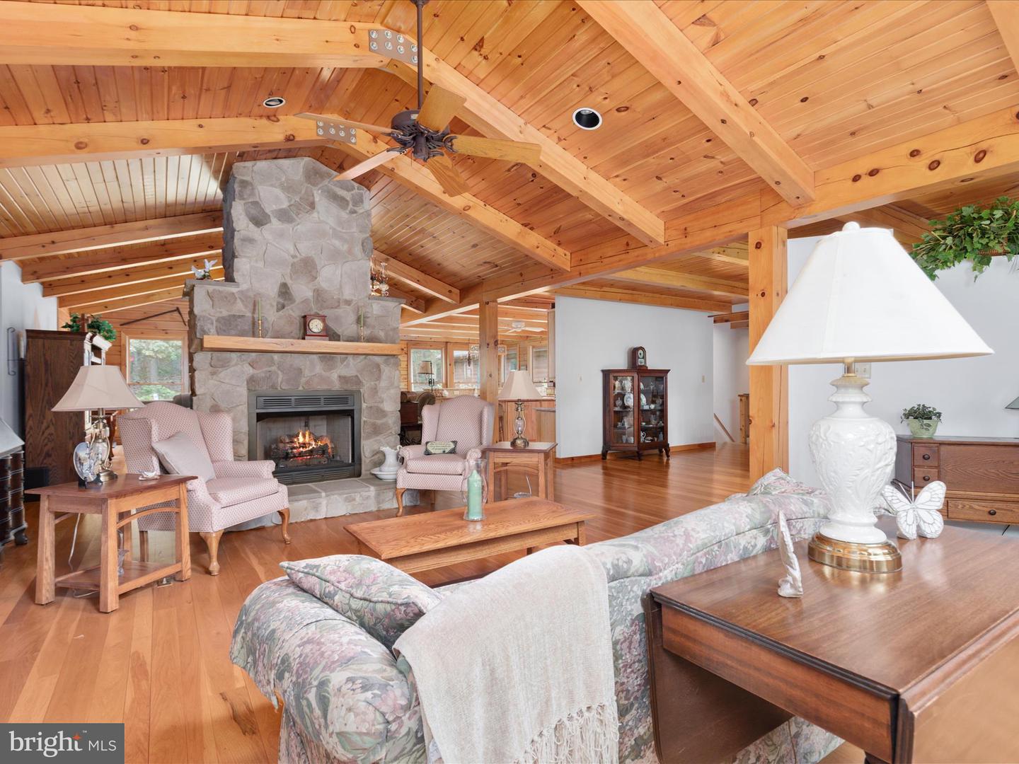 Winchester, Virginia, 22603, United States, 4 Bedrooms Bedrooms, ,4 BathroomsBathrooms,Residential,Active,1943761
