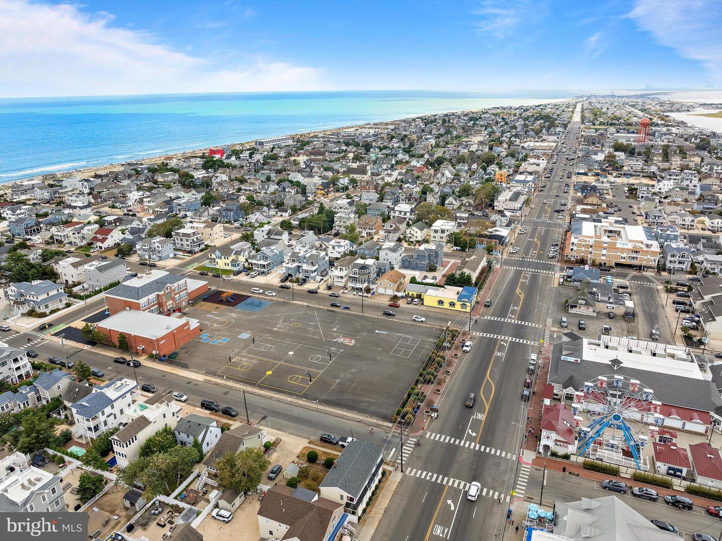 Beach Haven, New Jersey, 08008, United States, 5 Bedrooms Bedrooms, ,4 BathroomsBathrooms,Residential,Active,1941132