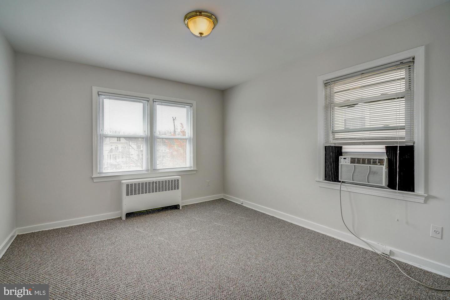 Arlington, Virginia, 22201, United States, 5 Bedrooms Bedrooms, ,3 BathroomsBathrooms,Residential,Active,1945268