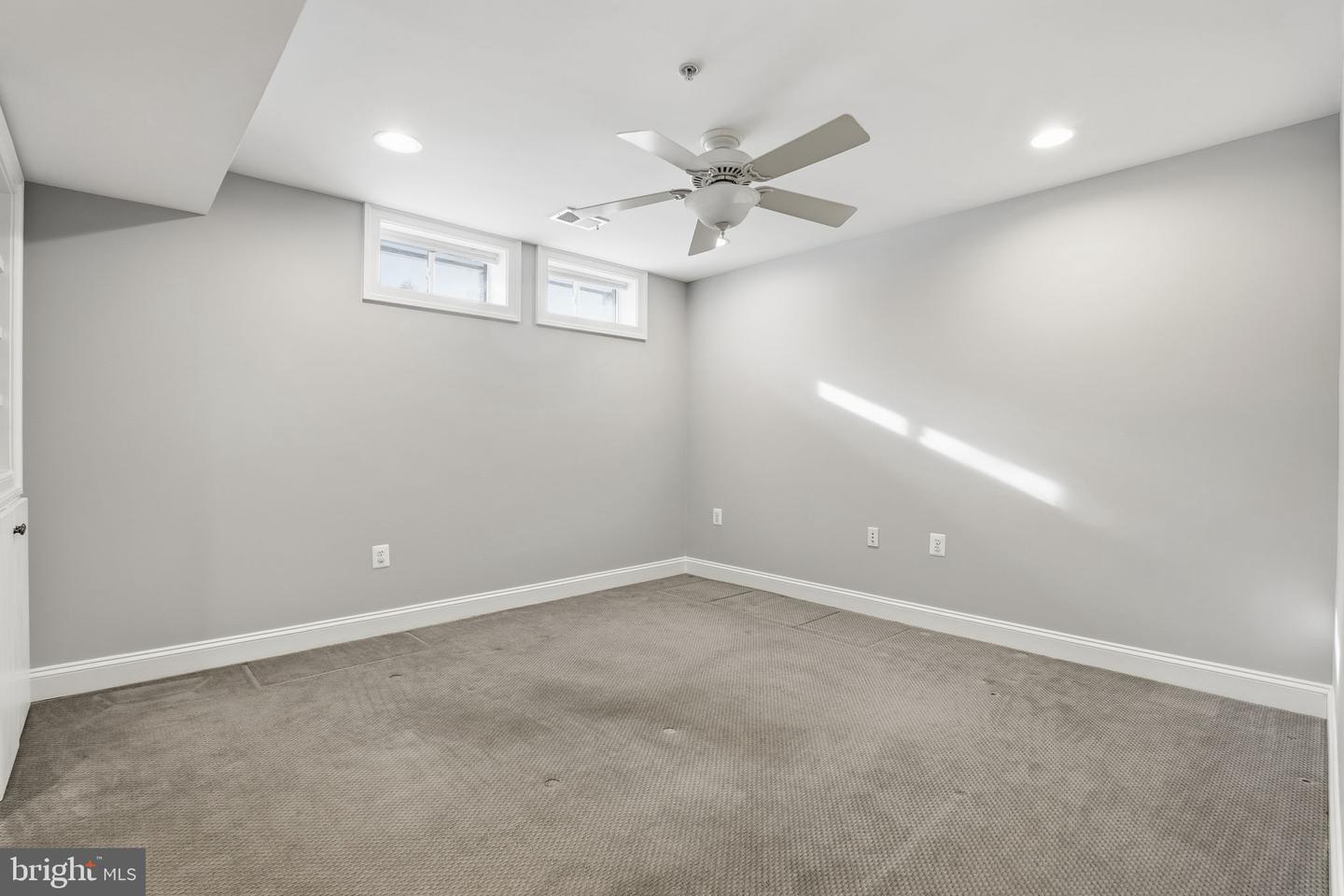 Rockville, Maryland, 20850, United States, 5 Bedrooms Bedrooms, ,5 BathroomsBathrooms,Residential,Active,2015808