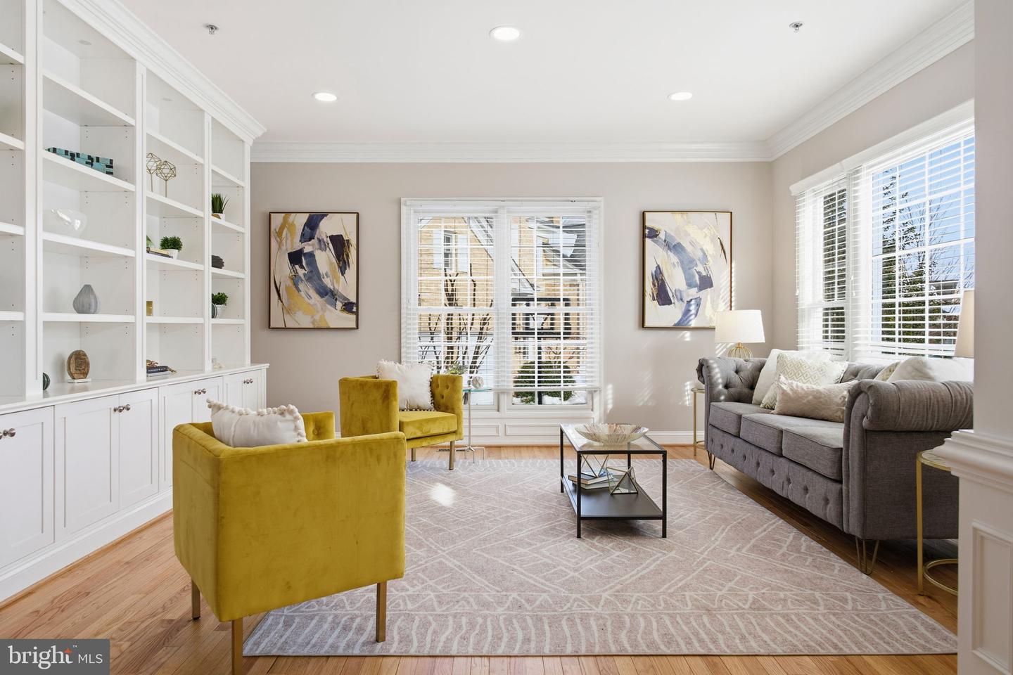 Rockville, Maryland, 20850, United States, 5 Bedrooms Bedrooms, ,5 BathroomsBathrooms,Residential,Active,2015808