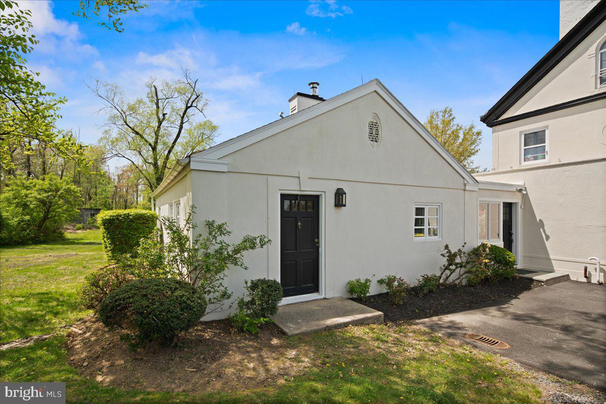 Princeton, New Jersey, 08540, United States, 6 Bedrooms Bedrooms, ,7 BathroomsBathrooms,Residential,Active,2011847