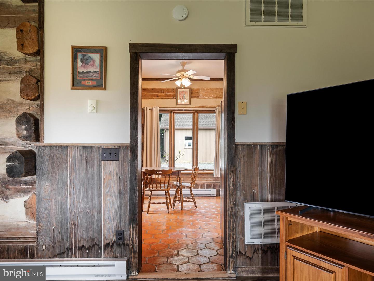 Berryville, Virginia, 22611, United States, 4 Bedrooms Bedrooms, ,3 BathroomsBathrooms,Residential,Active,1884871