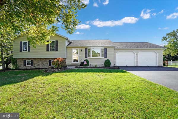 129 YELLOWSTONE LN, STEWARTSTOWN, PA 17363 - Image 1