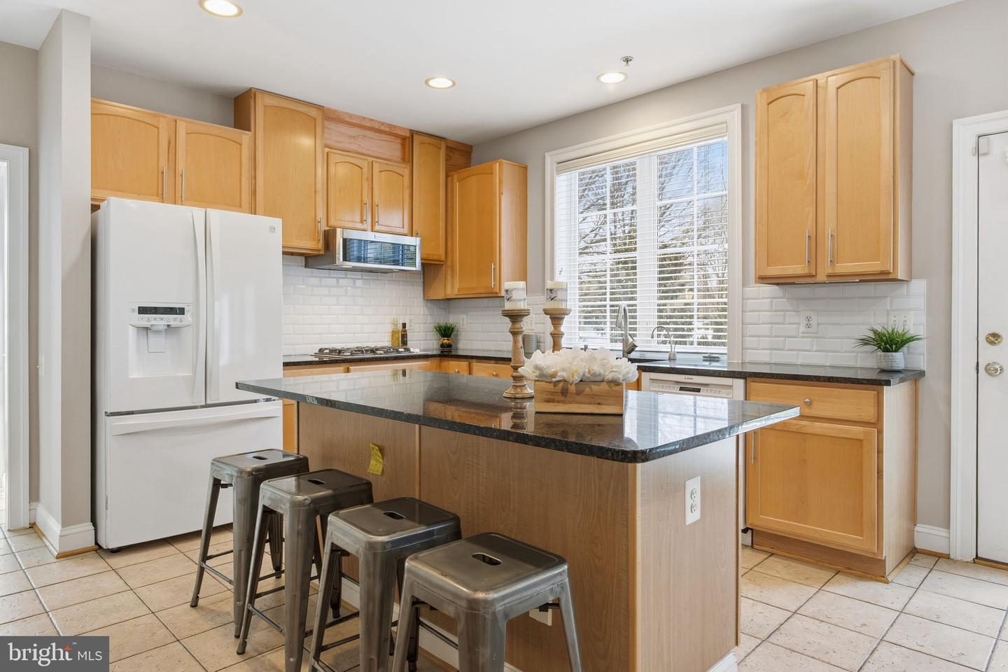 Rockville, Maryland, 20850, United States, 5 Bedrooms Bedrooms, ,5 BathroomsBathrooms,Residential,Active,2015808