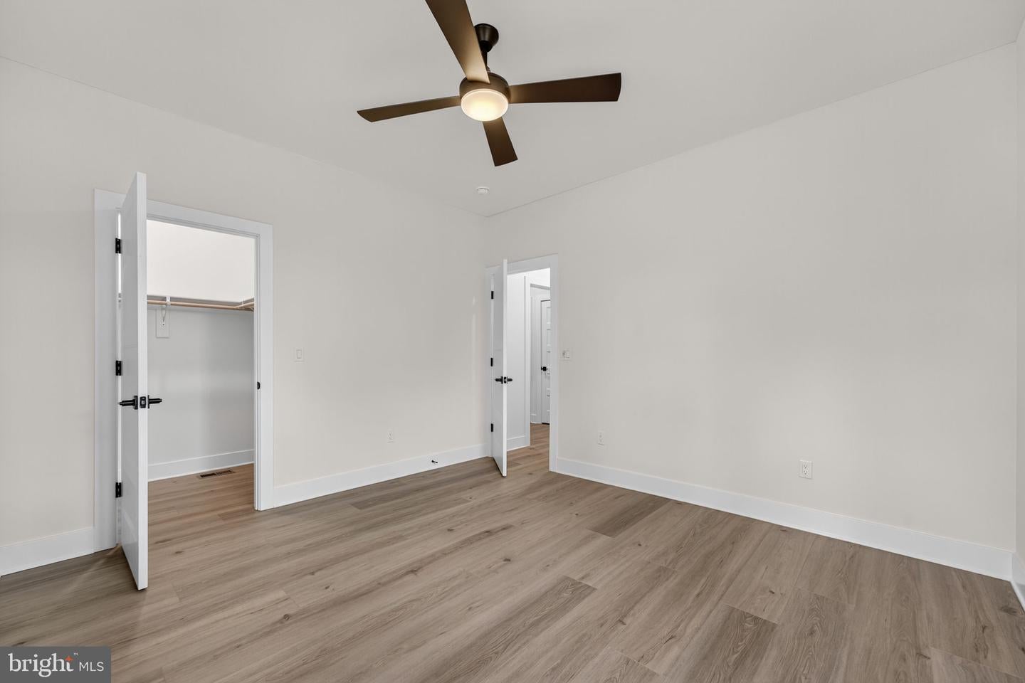 Warrenton, Virginia, 20187, United States, 3 Bedrooms Bedrooms, ,4 BathroomsBathrooms,Residential,Active,1963257