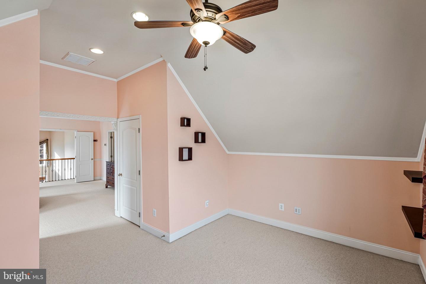 Leesburg, Virginia, 20175, United States, 5 Bedrooms Bedrooms, ,5 BathroomsBathrooms,Residential,Active,2021689