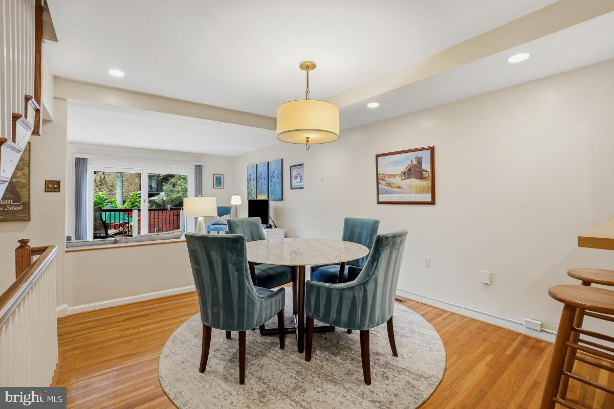 Washington, District Of Columbia, 20024, United States, 5 Bedrooms Bedrooms, ,3 BathroomsBathrooms,Residential,Active,2010218