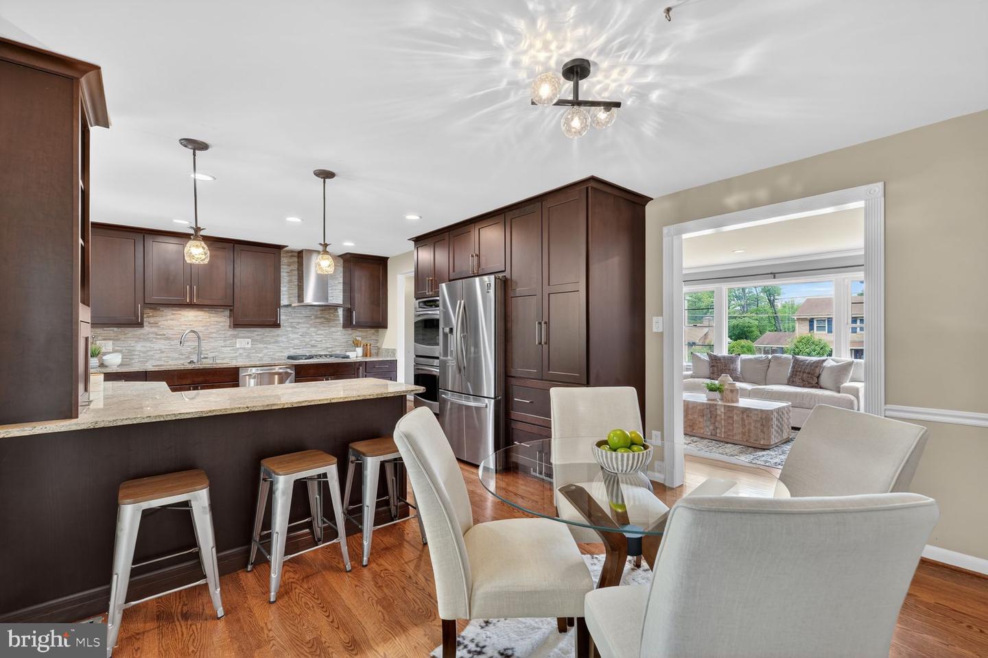 Falls Church, Virginia, 22043, United States, 4 Bedrooms Bedrooms, ,3 BathroomsBathrooms,Residential,Active,2045048