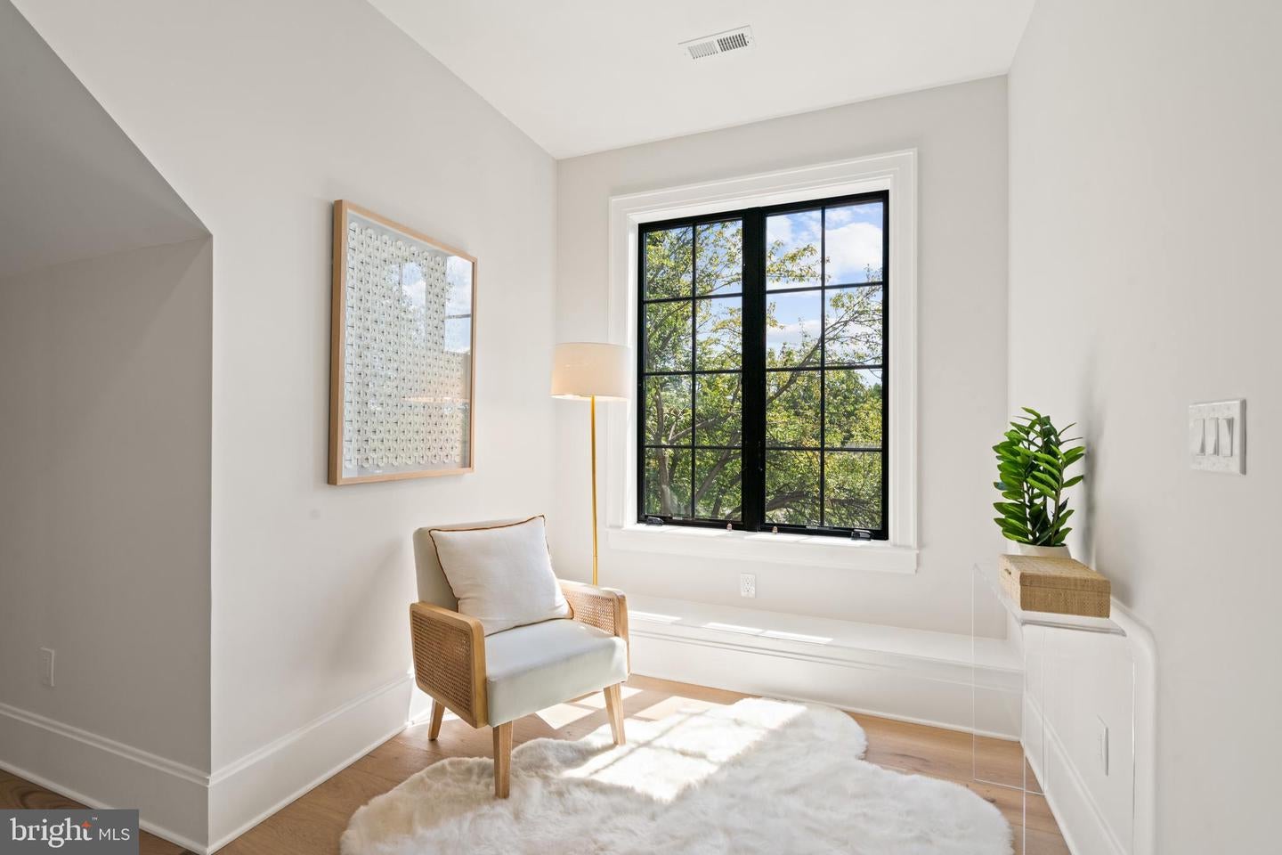 Washington, District Of Columbia, 20016, United States, 6 Bedrooms Bedrooms, ,8 BathroomsBathrooms,Residential,Active,1934802