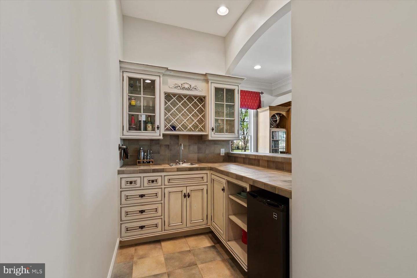 Lititz, Pennsylvania, 17543, United States, 5 Bedrooms Bedrooms, ,6 BathroomsBathrooms,Residential,Active,1964474