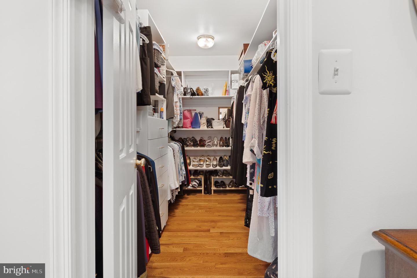 Potomac, Maryland, 20854, United States, 5 Bedrooms Bedrooms, ,6 BathroomsBathrooms,Residential,Active,1988488