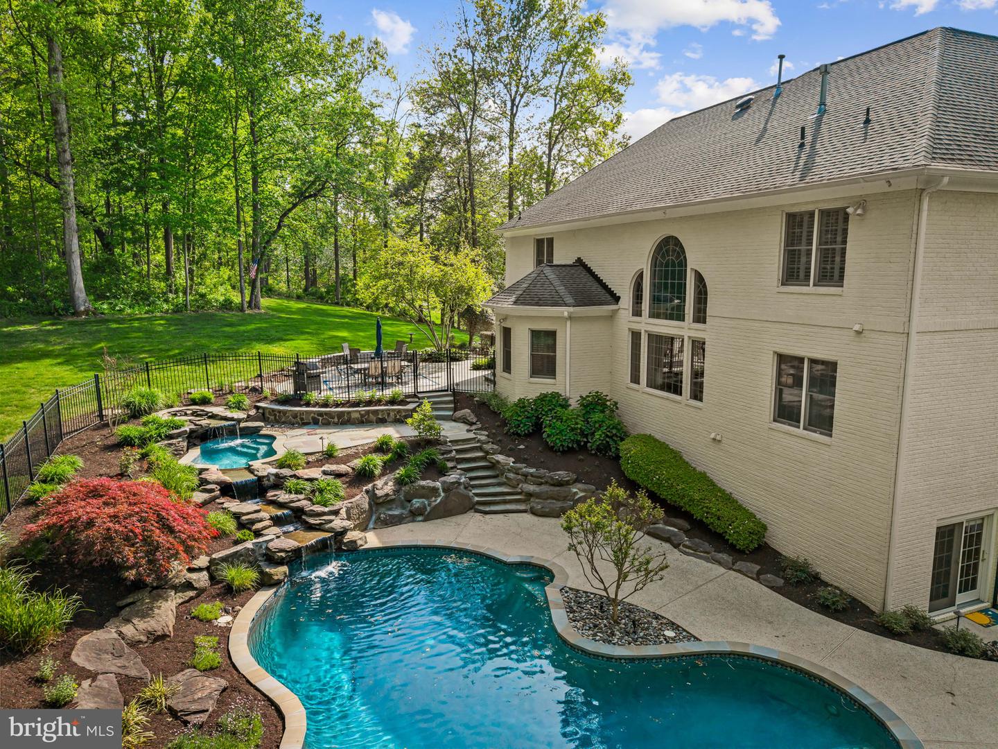 Ellicott City, Maryland, 21042, United States, 5 Bedrooms Bedrooms, ,5 BathroomsBathrooms,Residential,Active,2044187