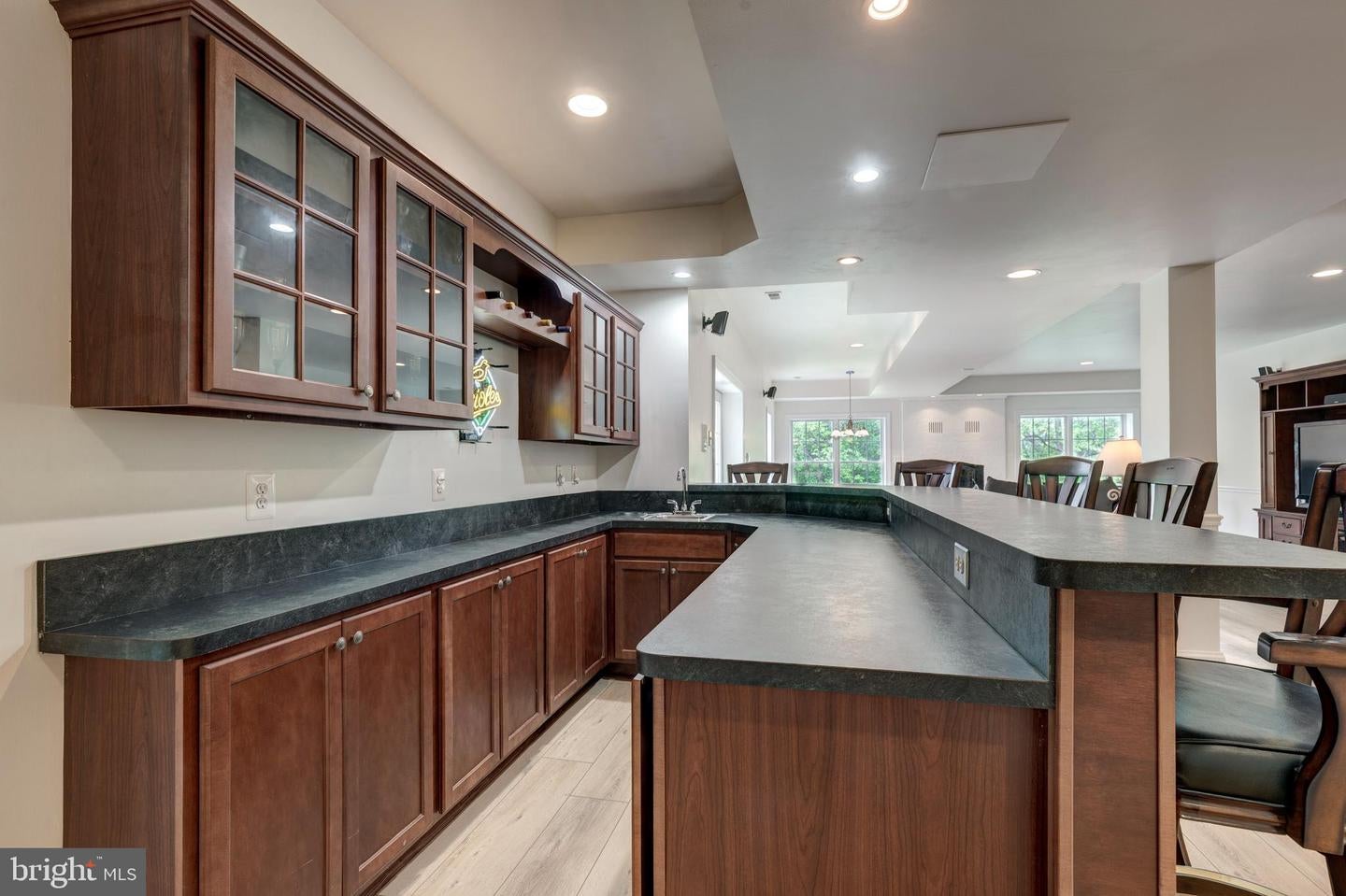 New Windsor, Maryland, 21776, United States, ,5 BathroomsBathrooms,Residential,Active,1829926