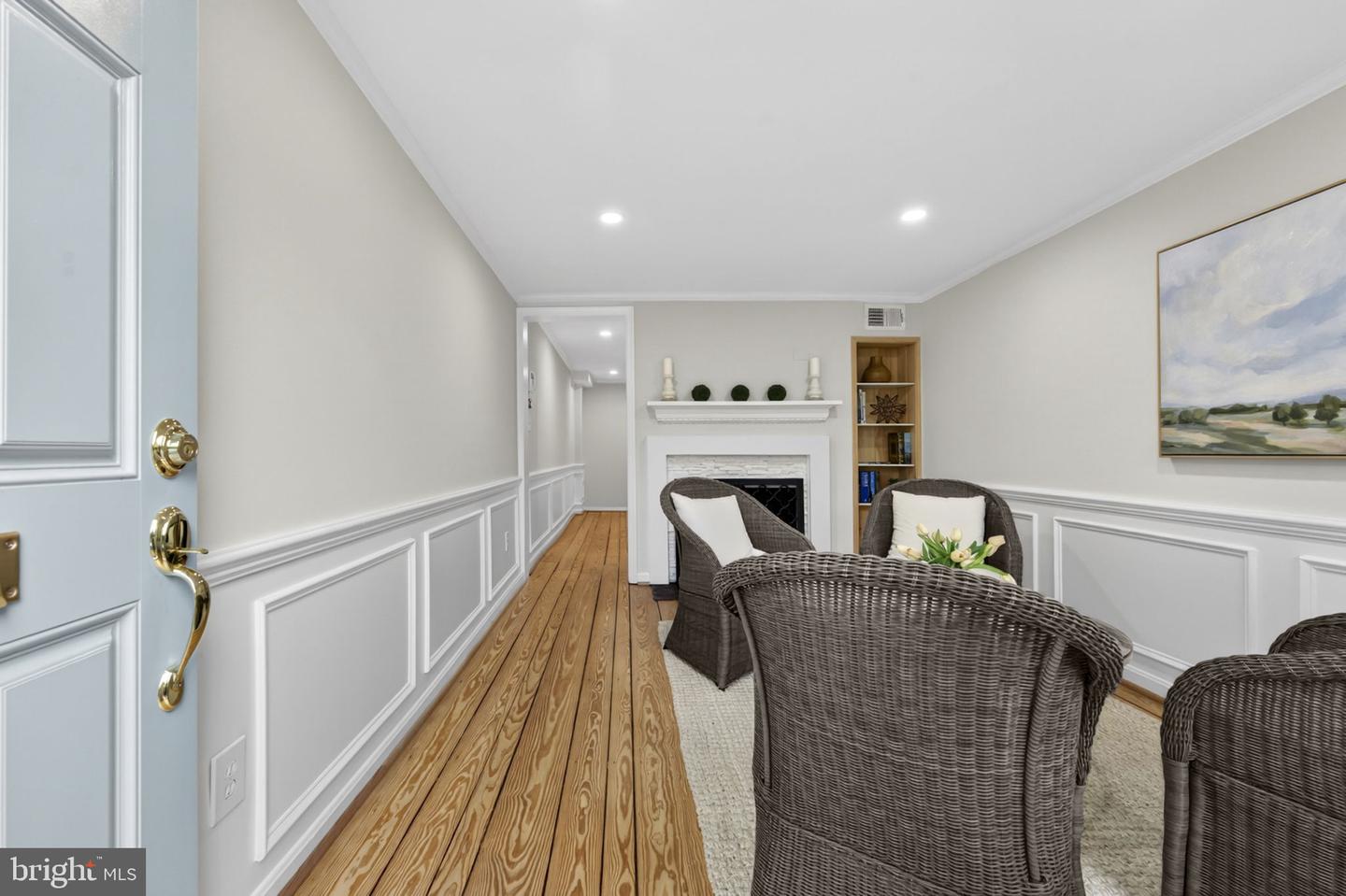 Alexandria, Virginia, 22314, United States, 3 Bedrooms Bedrooms, ,3 BathroomsBathrooms,Residential,Active,2044570