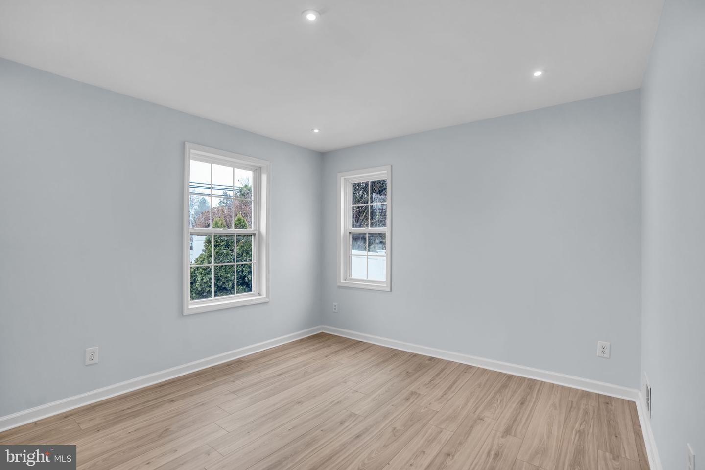 Annandale, Virginia, 22003, United States, 6 Bedrooms Bedrooms, ,6 BathroomsBathrooms,Residential,Active,2024199
