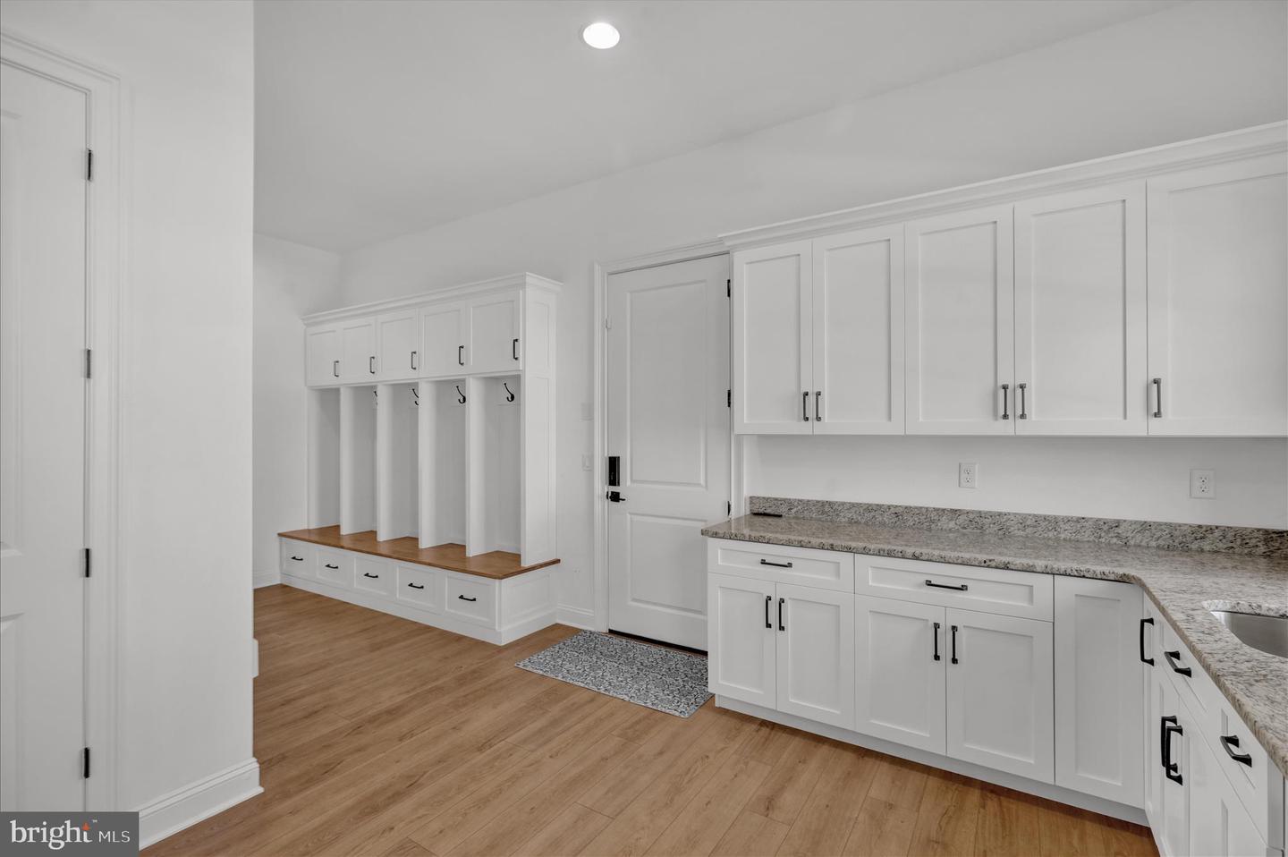 Lititz, Pennsylvania, 17543, United States, 5 Bedrooms Bedrooms, ,6 BathroomsBathrooms,Residential,Active,2045017
