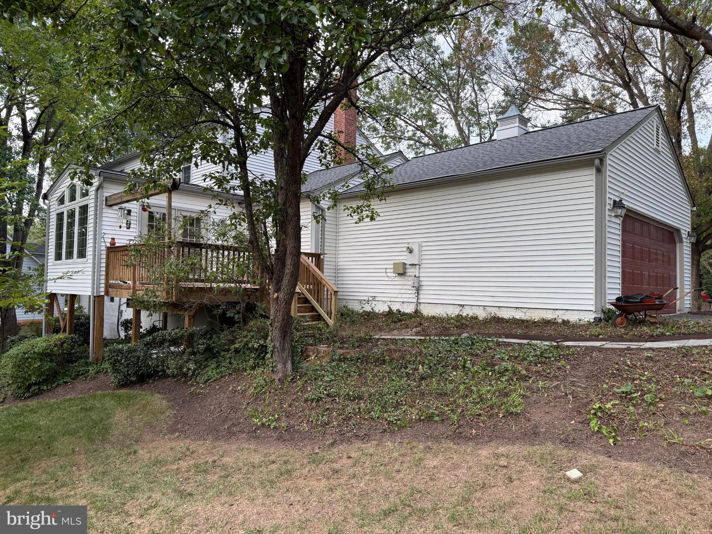 Herndon, Virginia, 20171, United States, 5 Bedrooms Bedrooms, ,3 BathroomsBathrooms,Residential,Active,1961930