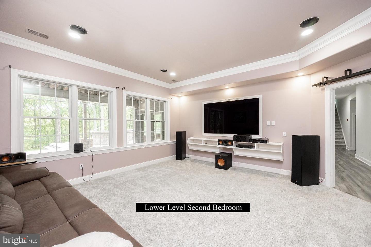 Landenberg, Pennsylvania, 19350, United States, 5 Bedrooms Bedrooms, ,6 BathroomsBathrooms,Residential,Active,1965819