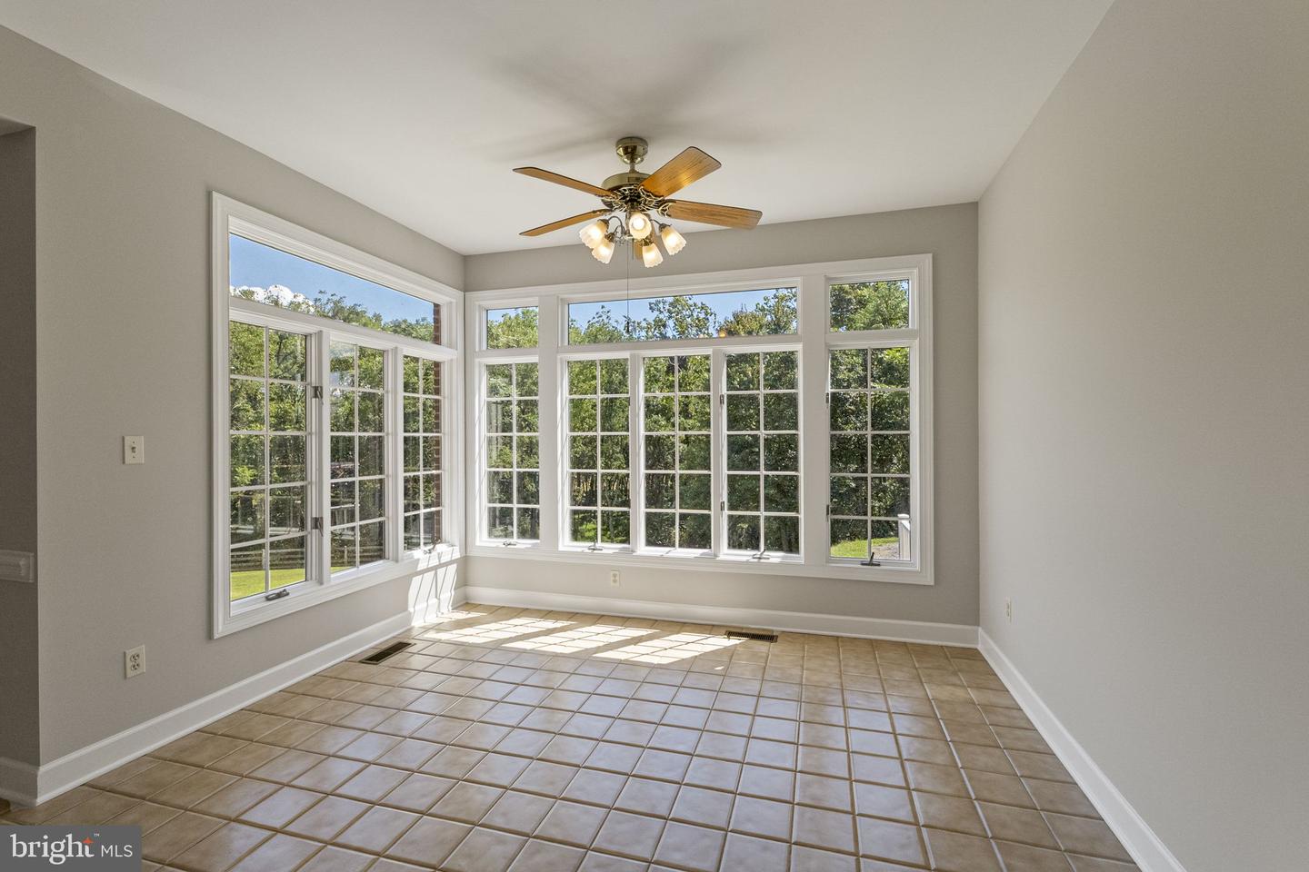 Boyds, Maryland, 20841, United States, 4 Bedrooms Bedrooms, ,4 BathroomsBathrooms,Residential,Active,1936102