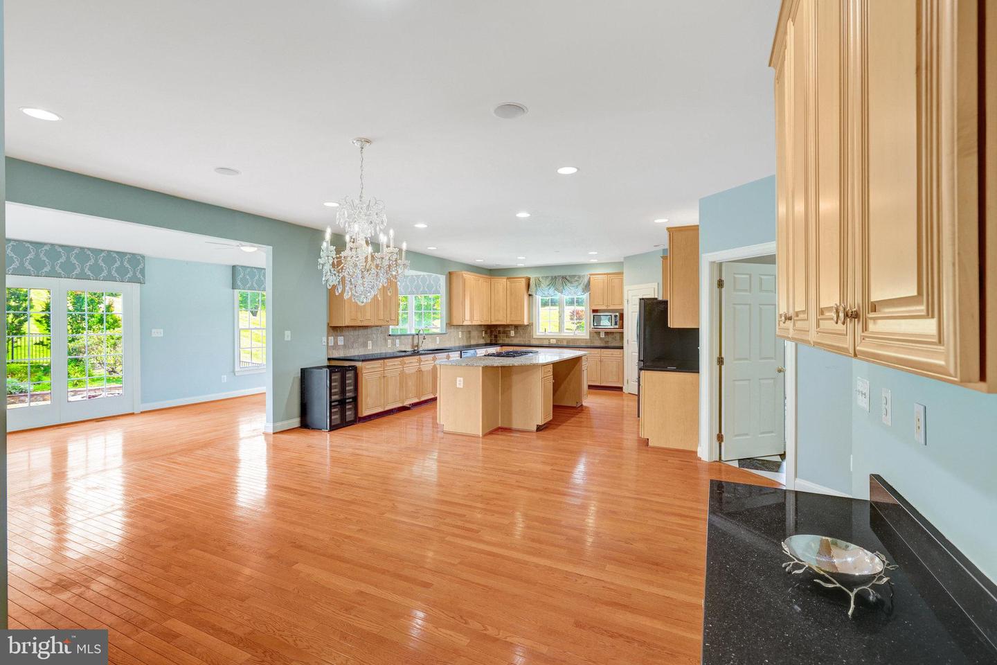 Leesburg, Virginia, 20175, United States, 4 Bedrooms Bedrooms, ,5 BathroomsBathrooms,Residential,Active,1894598