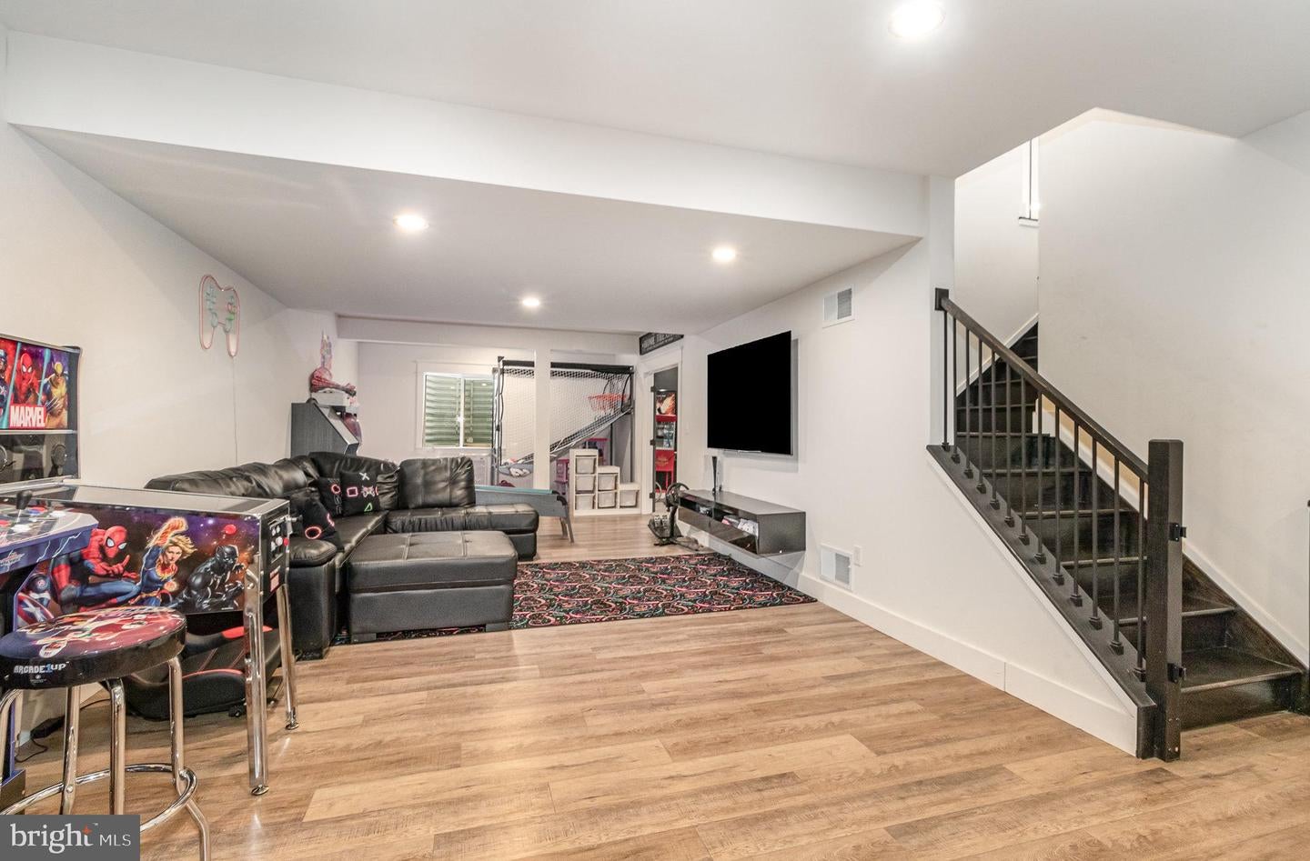 Mechanicsburg, Pennsylvania, 17050, United States, 5 Bedrooms Bedrooms, ,6 BathroomsBathrooms,Residential,Active,1905048
