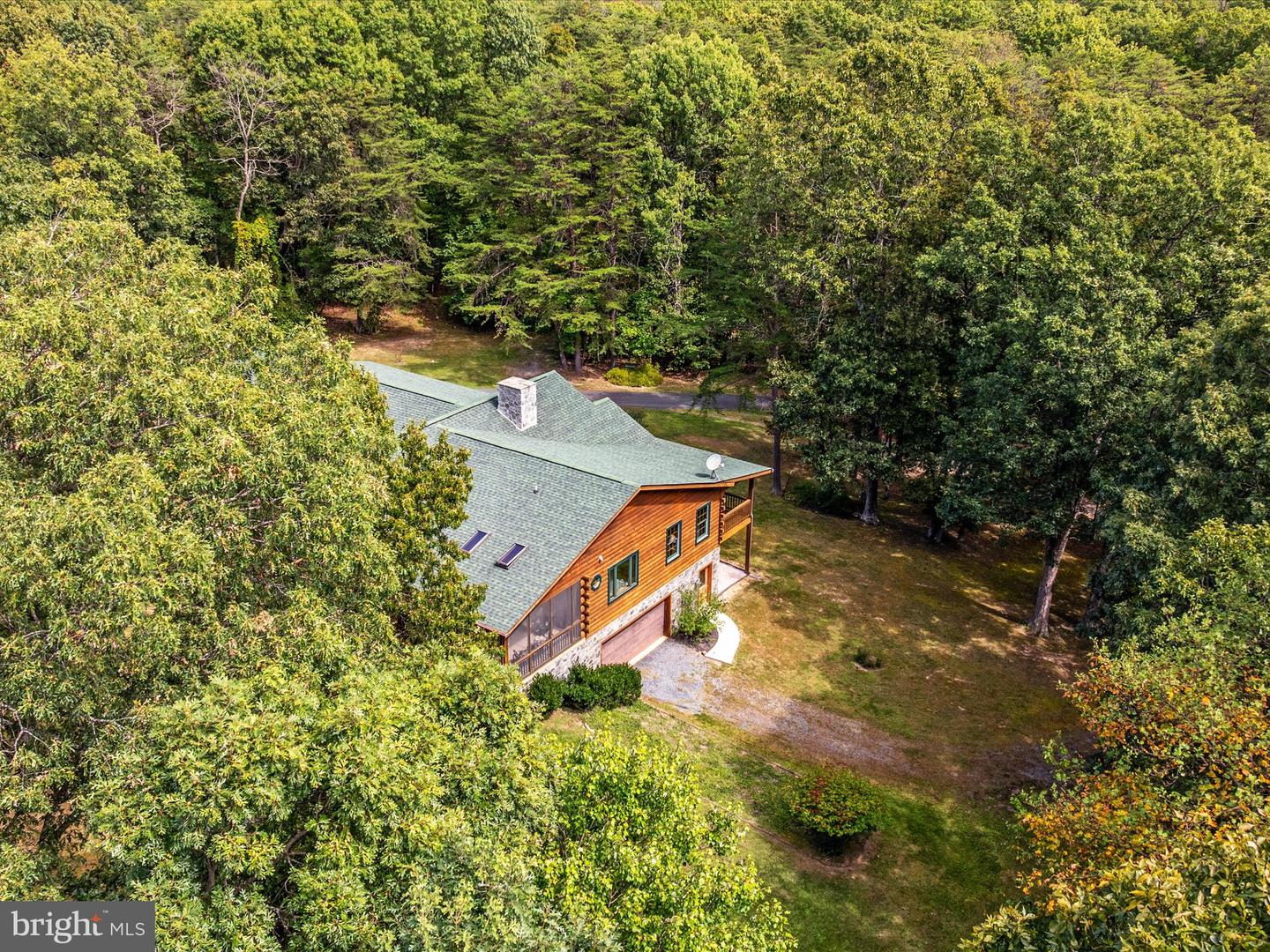 Winchester, Virginia, 22603, United States, 4 Bedrooms Bedrooms, ,4 BathroomsBathrooms,Residential,Active,1943761
