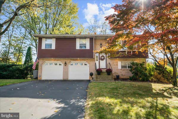 428 JOHNSTON DR, BETHLEHEM, PA 18017 - Image 1