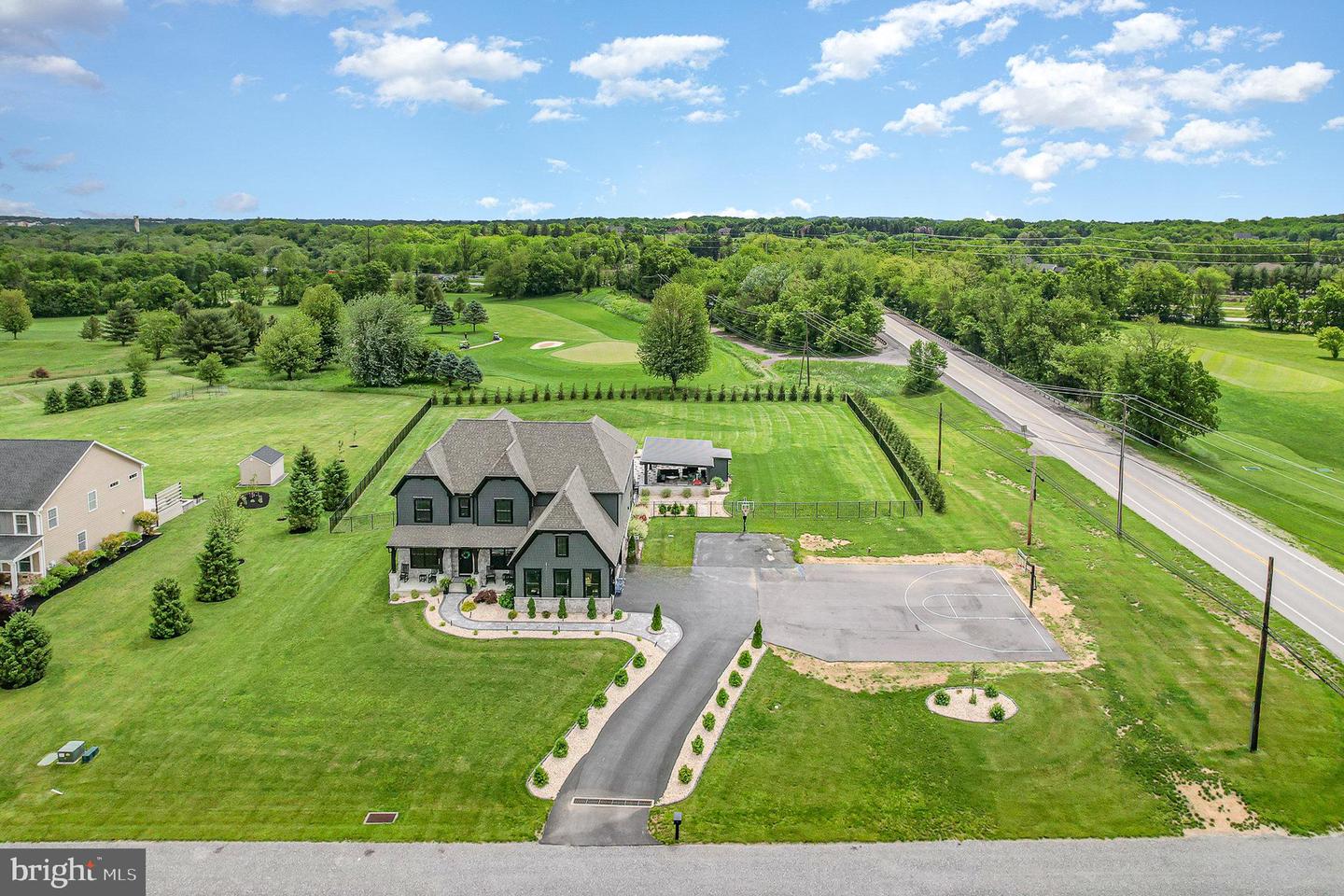 Mechanicsburg, Pennsylvania, 17050, United States, 5 Bedrooms Bedrooms, ,6 BathroomsBathrooms,Residential,Active,1905048