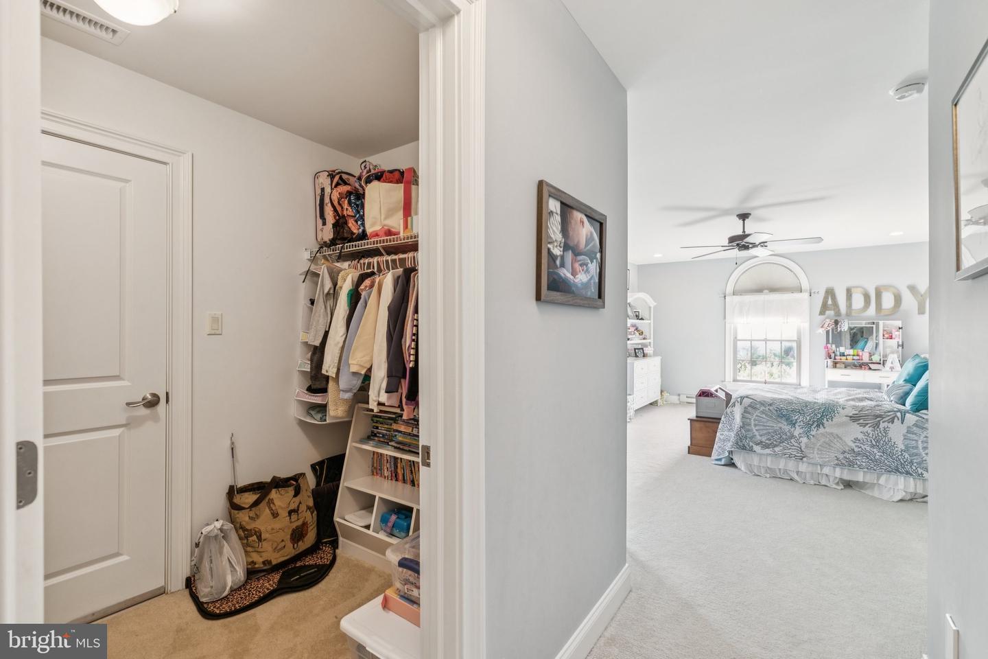 Washington Crossing, Pennsylvania, 18977, United States, 4 Bedrooms Bedrooms, ,5 BathroomsBathrooms,Residential,Contingent,1993615