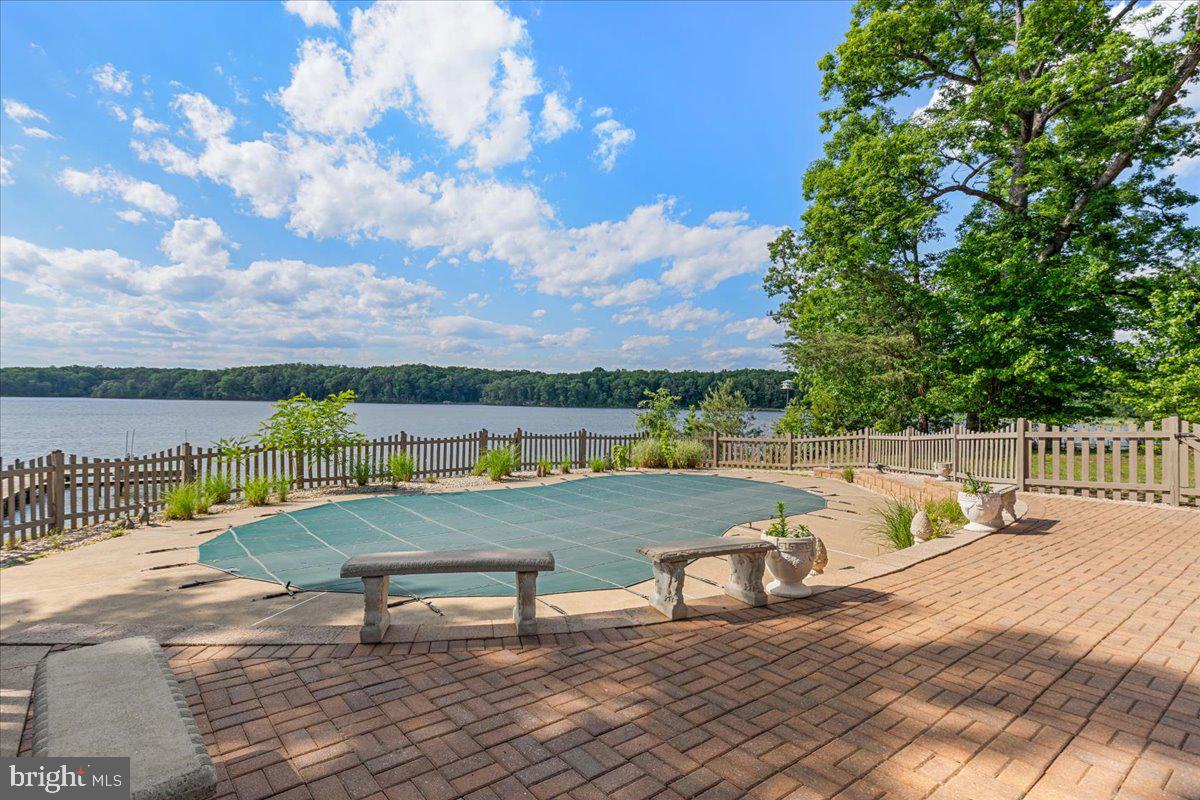 Stafford, Virginia, 22554, United States, 5 Bedrooms Bedrooms, ,3 BathroomsBathrooms,Residential,Active,2045399