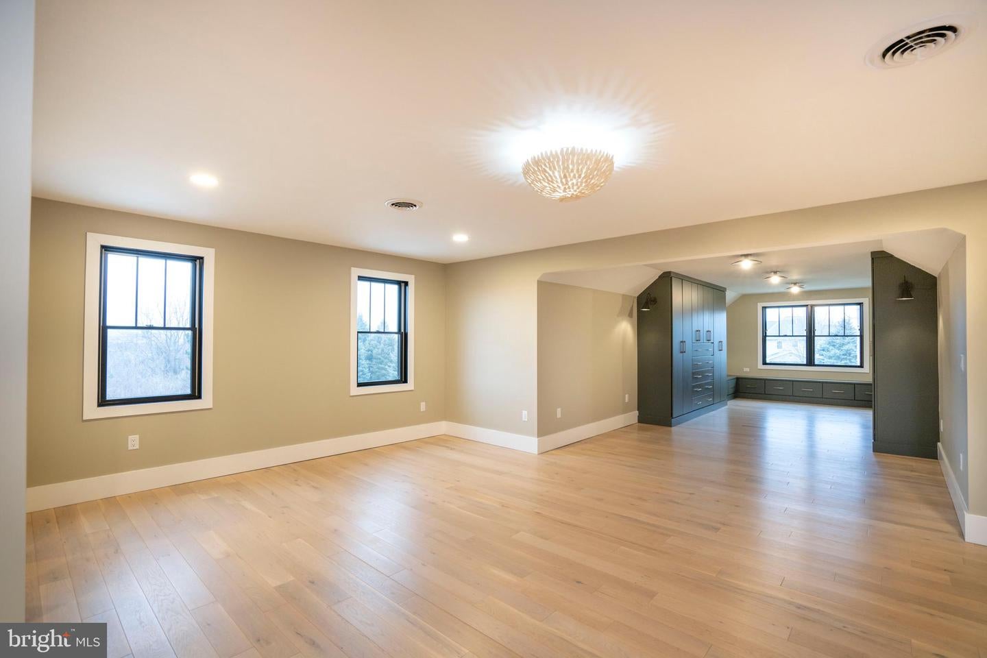 State College, Pennsylvania, 16801, United States, 5 Bedrooms Bedrooms, ,5 BathroomsBathrooms,Residential,Active,2010175