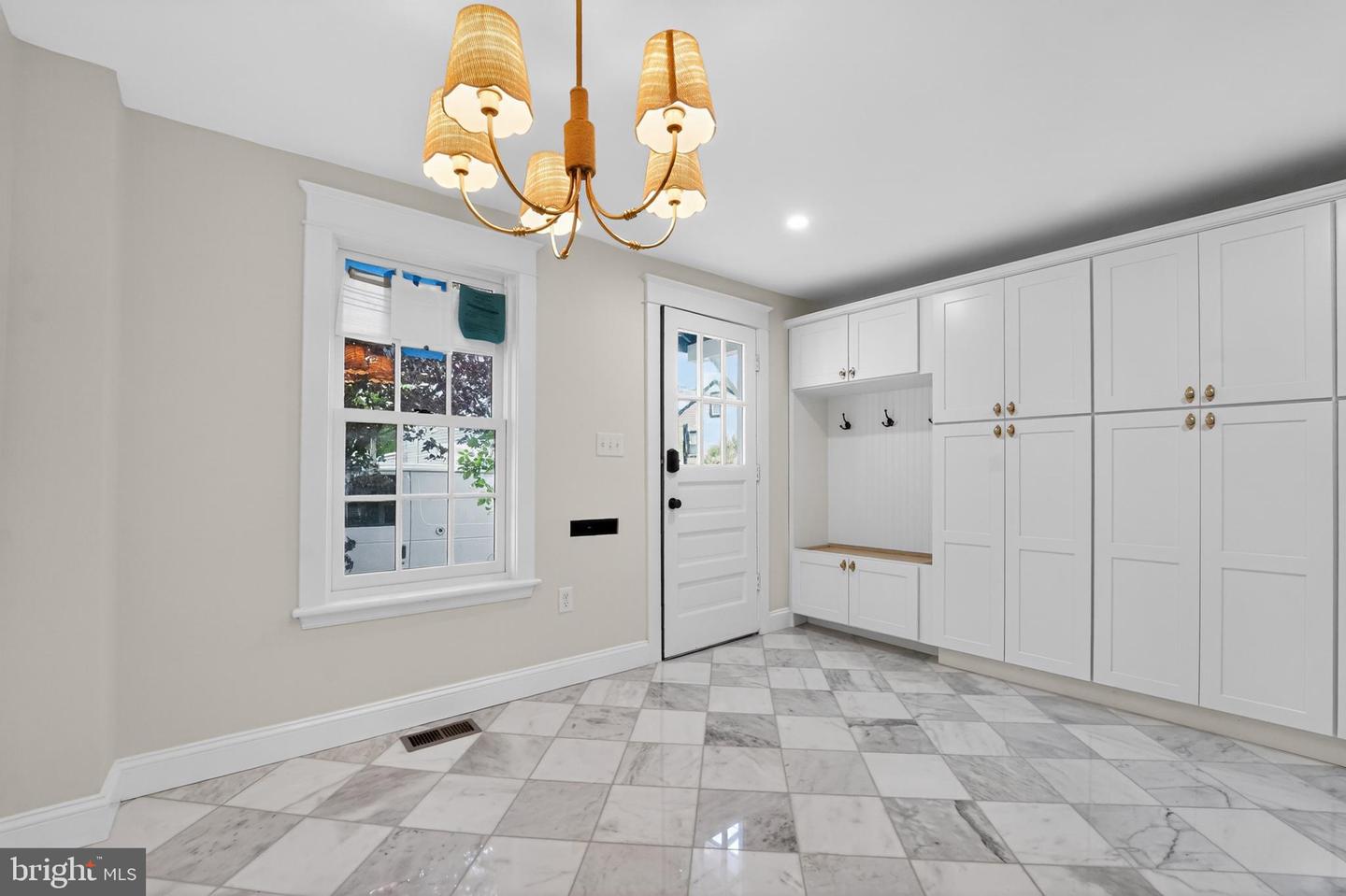 Annapolis, Maryland, 21401, United States, 4 Bedrooms Bedrooms, ,4 BathroomsBathrooms,Residential,Active,2051980