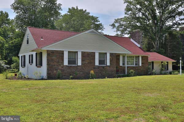 4 PIDCOCK LN, WASHINGTON CROSSING, PA 18977, photo 5 of 46