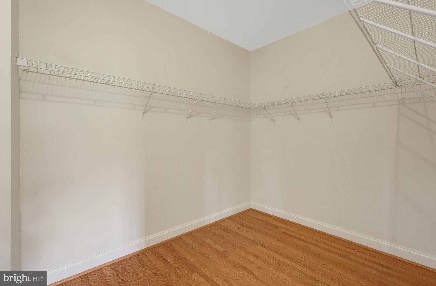 Leesburg, Virginia, 20175, United States, 4 Bedrooms Bedrooms, ,5 BathroomsBathrooms,Residential,Active,1894598