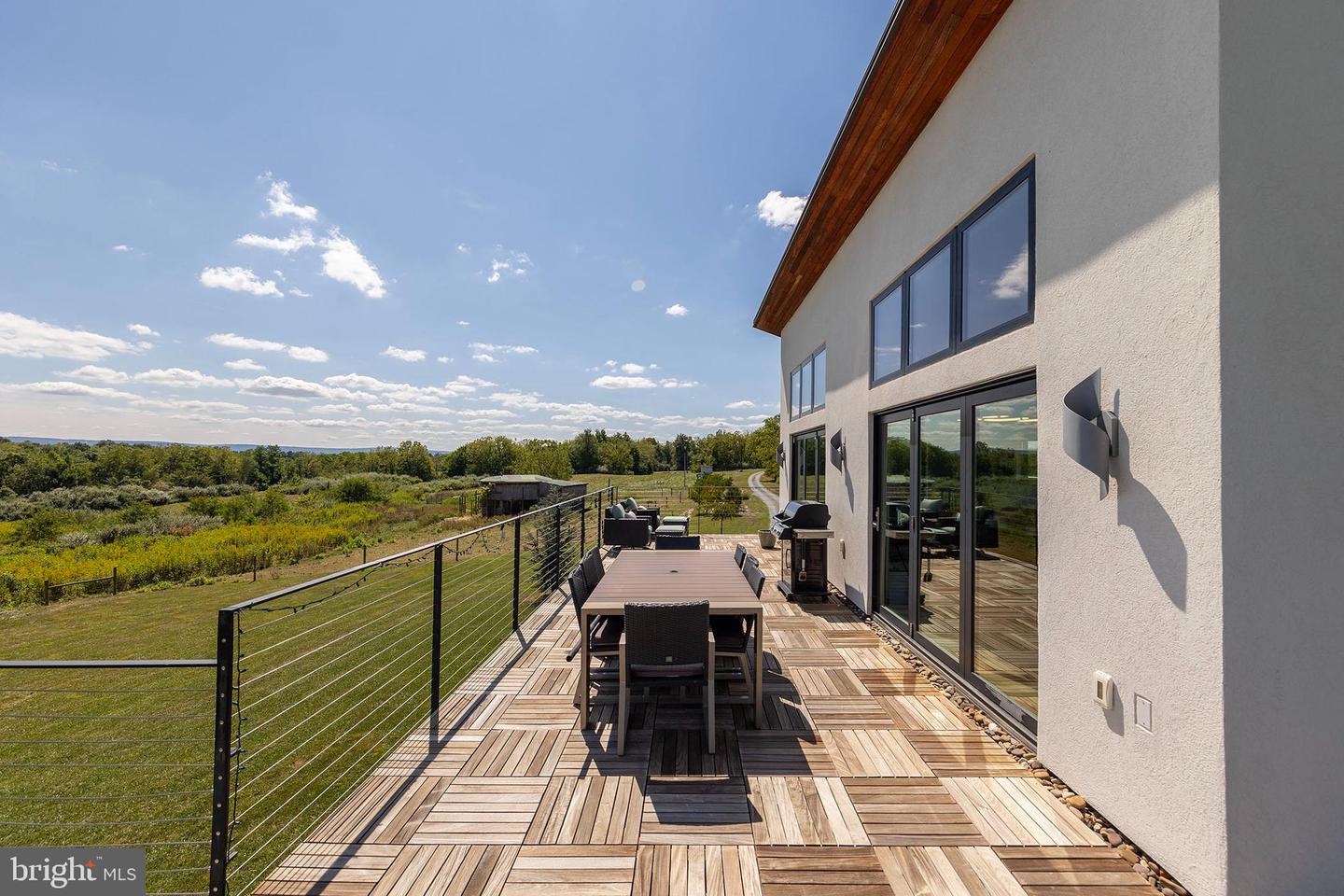 Berryville, Virginia, 22611, United States, 4 Bedrooms Bedrooms, ,4 BathroomsBathrooms,Residential,Active,1945547