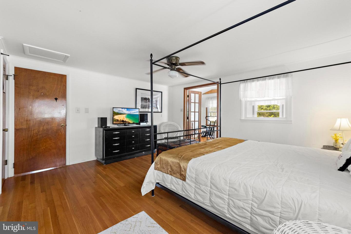 Surf City, New Jersey, 08008, United States, 4 Bedrooms Bedrooms, ,2 BathroomsBathrooms,Residential,Active,1941334