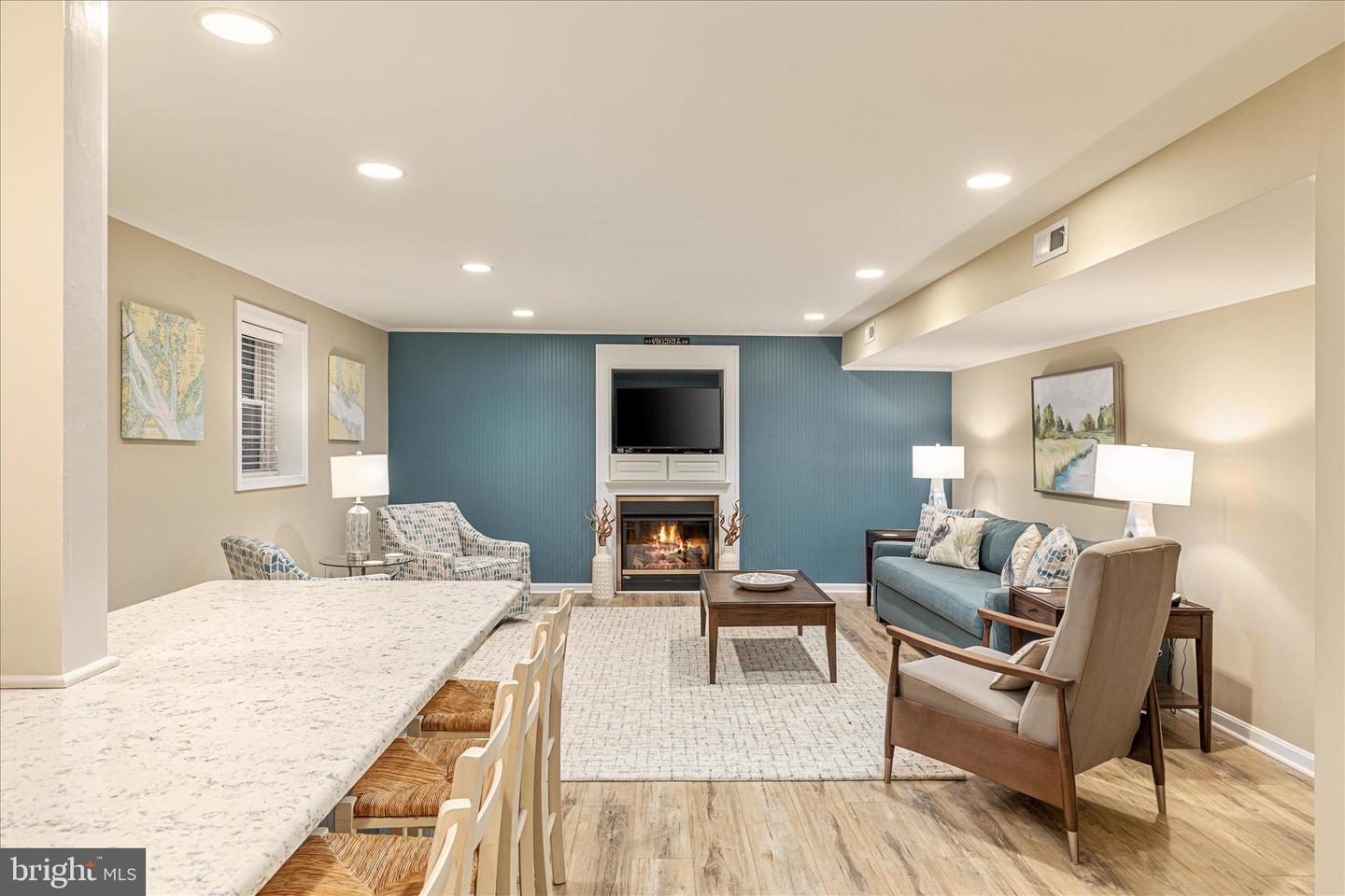 Vienna, Virginia, 22181, United States, 5 Bedrooms Bedrooms, ,4 BathroomsBathrooms,Residential,Active,2010162