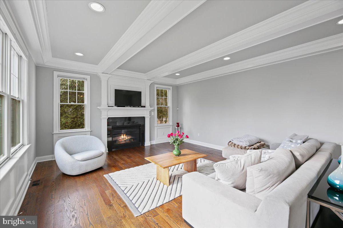 Princeton, New Jersey, 08540, United States, 6 Bedrooms Bedrooms, ,5 BathroomsBathrooms,Residential,Active,2001064