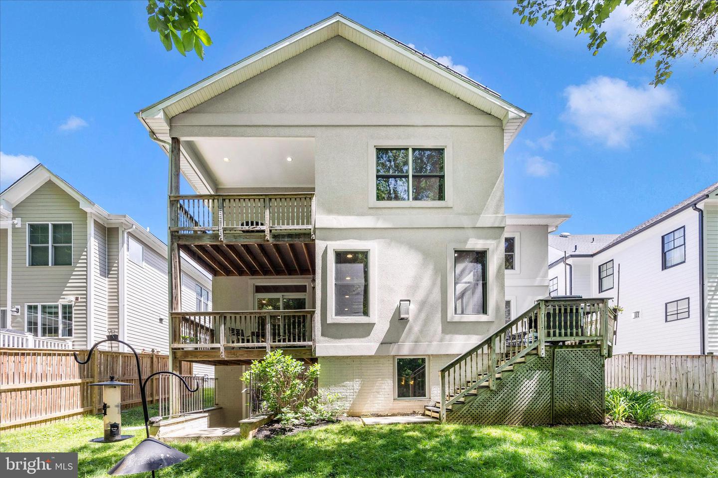 Kensington, Maryland, 20895, United States, 5 Bedrooms Bedrooms, ,5 BathroomsBathrooms,Residential,Active,2044984
