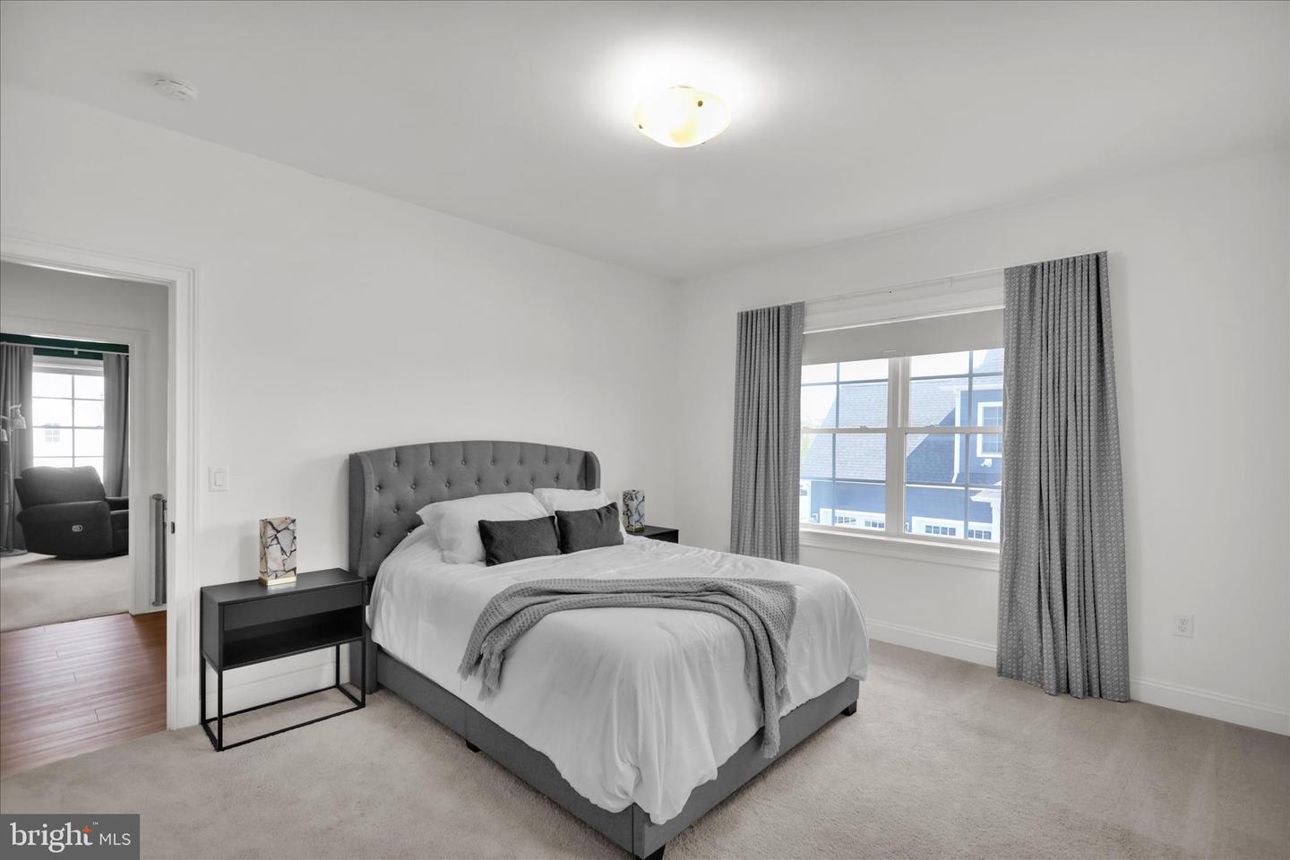 Lititz, Pennsylvania, 17543, United States, 5 Bedrooms Bedrooms, ,6 BathroomsBathrooms,Residential,Active,2045017