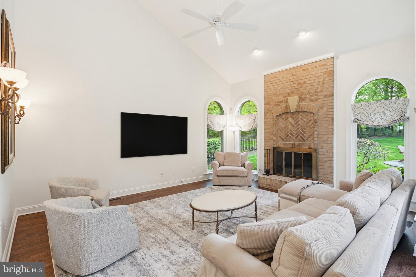Ellicott City, Maryland, 21042, United States, 5 Bedrooms Bedrooms, ,5 BathroomsBathrooms,Residential,Active,2043423