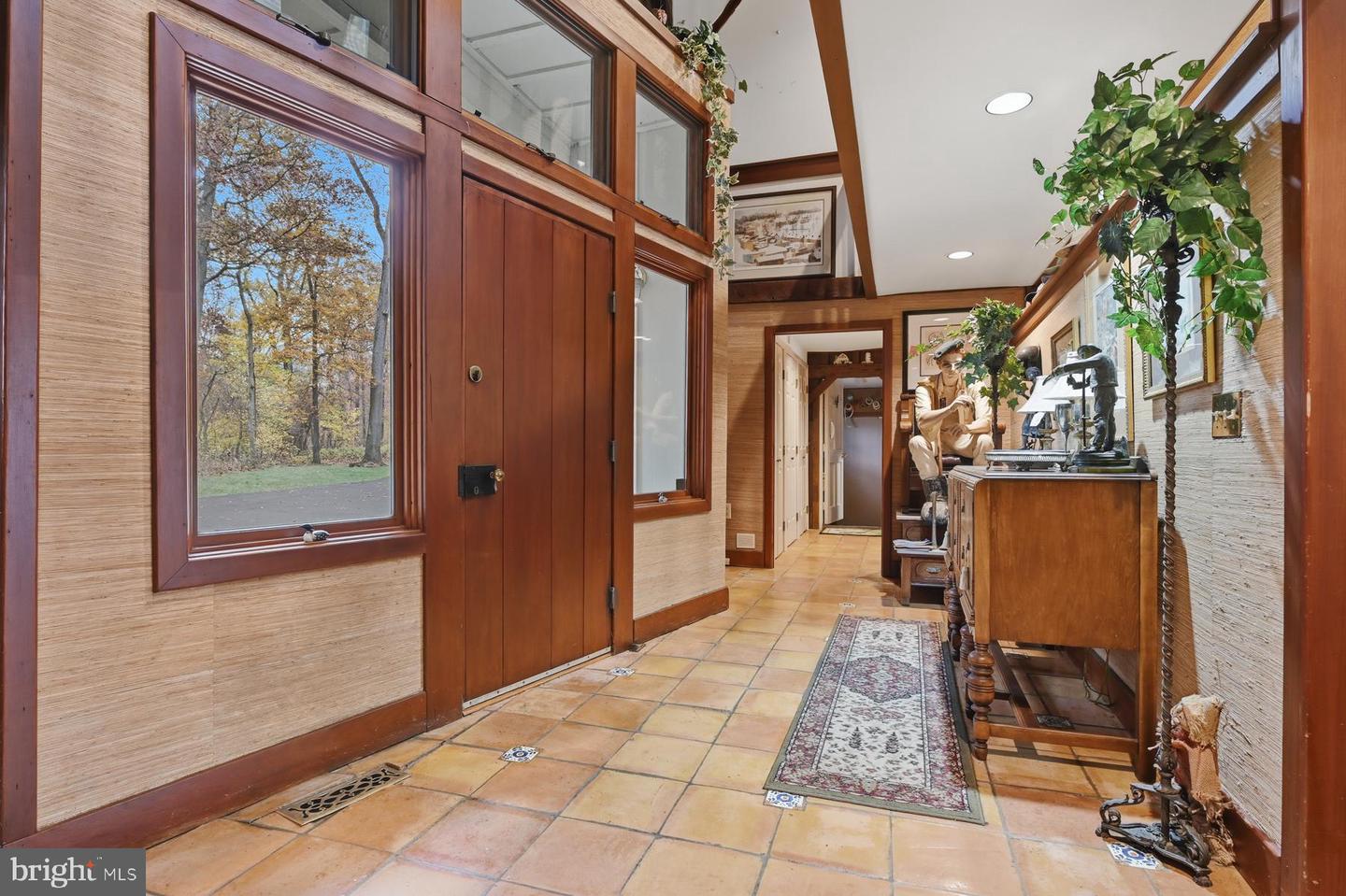 Queenstown, Maryland, 21658, United States, 4 Bedrooms Bedrooms, ,3 BathroomsBathrooms,Residential,Active,1998763