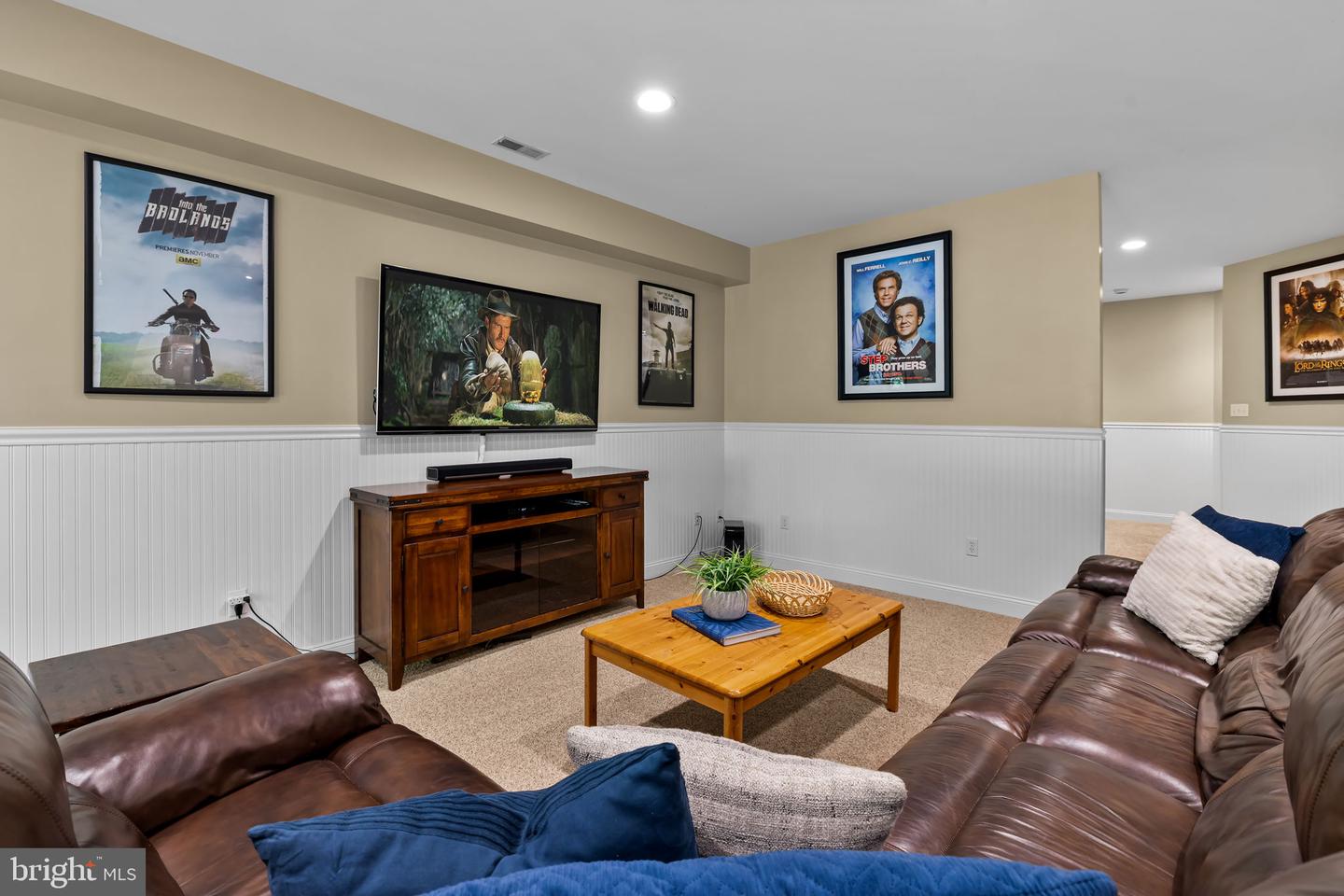 Ellicott City, Maryland, 21042, United States, 5 Bedrooms Bedrooms, ,5 BathroomsBathrooms,Residential,Active,2044187