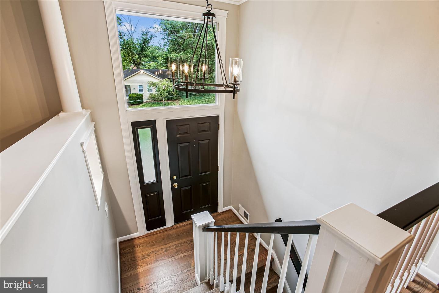 Arlington, Virginia, 22202, United States, 5 Bedrooms Bedrooms, ,3 BathroomsBathrooms,Residential,Active,1926909